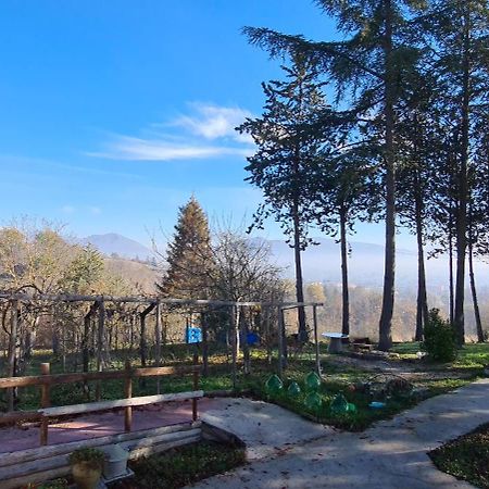"Il Casaletto" Agriturismo Moderno, Vista Panoramica E Cibo Spettacolare- Scurcola Marsicana Exterior foto
